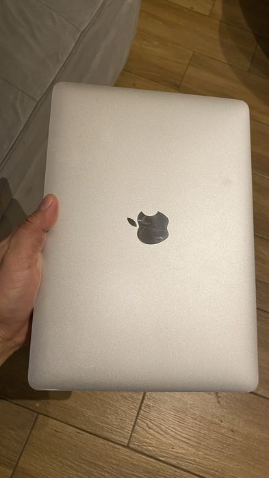 Macbook air modelo 2016