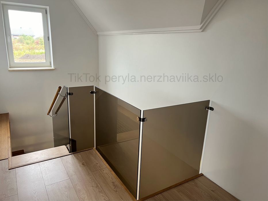 Скляні перила/скляні балкони/скло на тераси/скляні сходи/виробі з скла