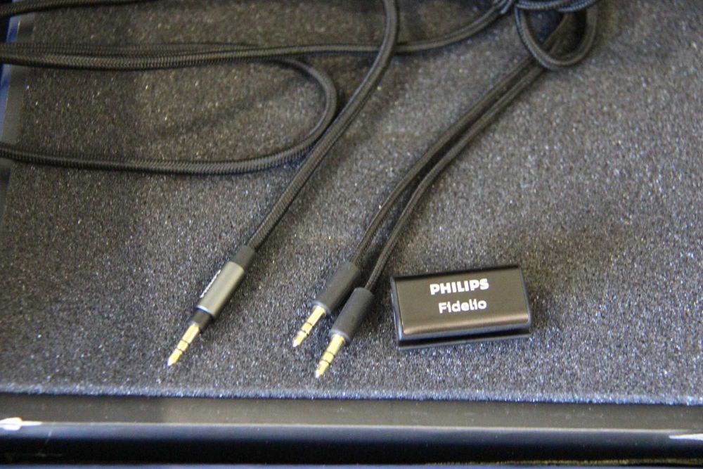 Philips Fidelio X3 Круті та міцні (Hi Res AUDIO)