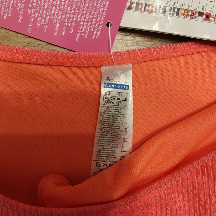 Nowy, śliczny strój kąpielowy