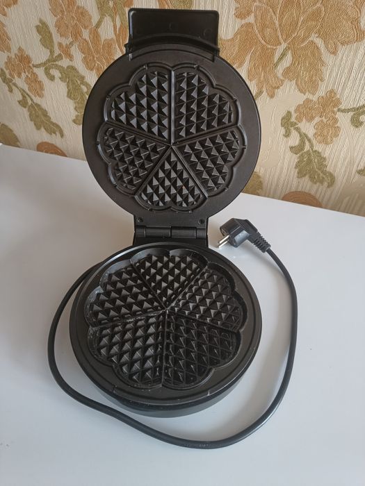 Вафельница Conzept 24992