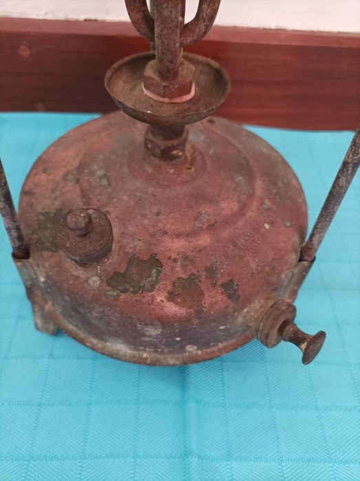 Fogão,a petróleo, muito antigo,made em Portugal,Cormachee