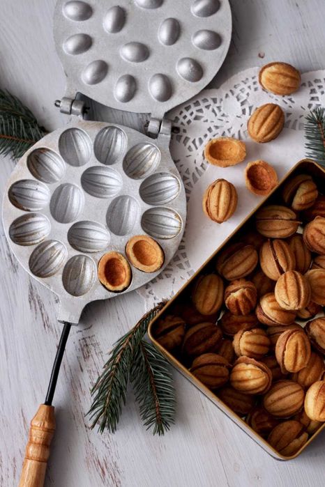 Forma patelnia OPIEKACZ DO PIECZENIA ORZESZKÓW ciastek na orzeszki