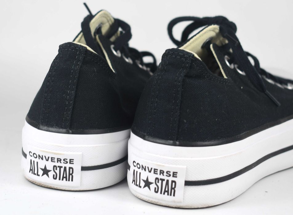 Używane trampki Converse Chuck Taylor All Star Lift 560250C roz. 40