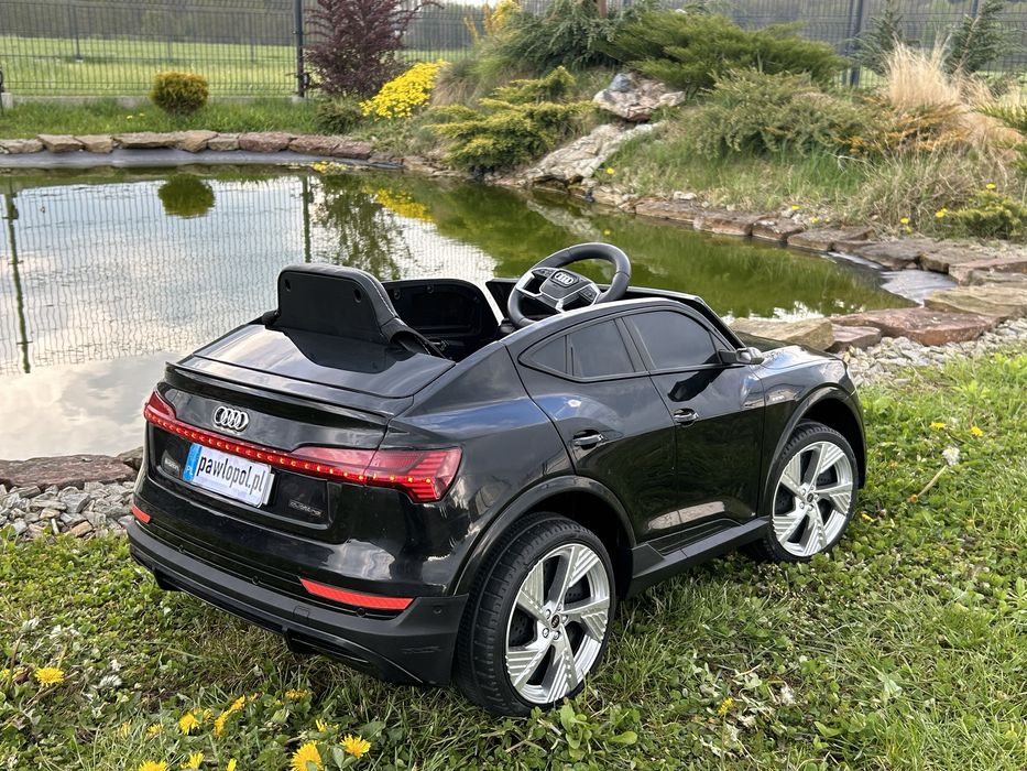 Auto na akumulator Audi e-tron 4x4 180 Watt Skóra Koła EVA Czarny