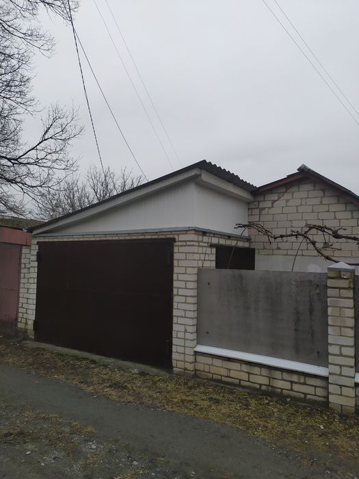 Продам будинок в с.Безруки р.Дергачи