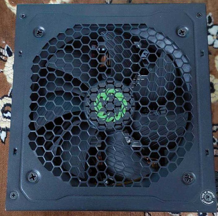 Блок живлення GAMEMAX VP-600