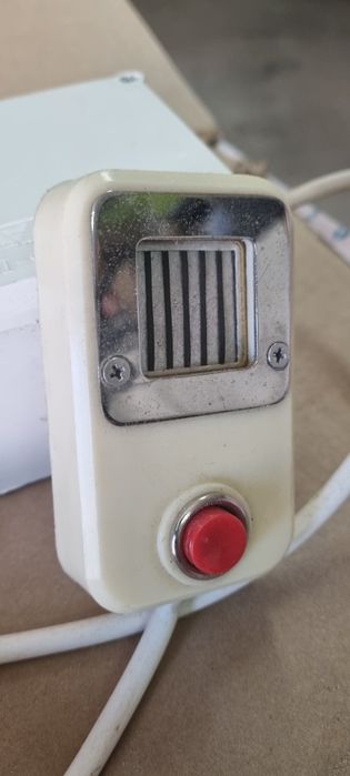 Isqueiro eléctrico de parede