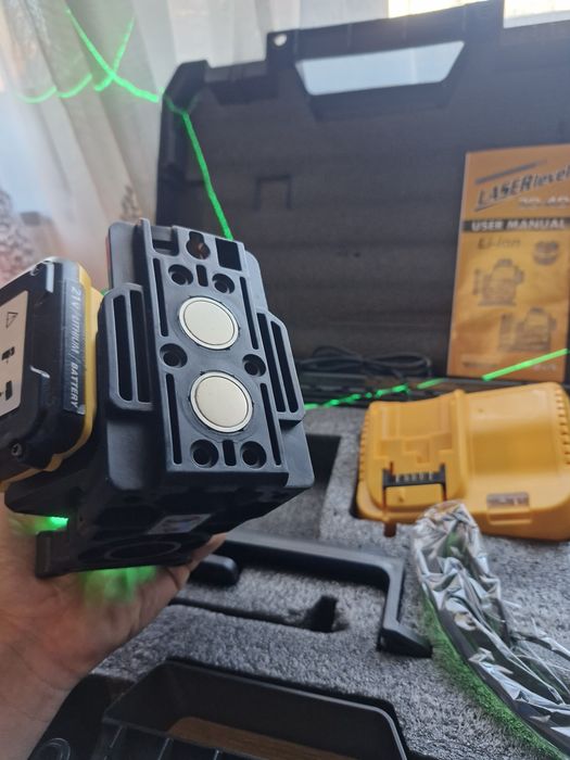 Nivel laser completo linhas verdes