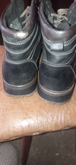 Зимние ботинки Levis