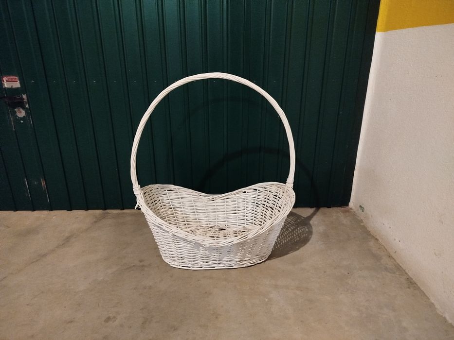 Cesta grande branca com alça
