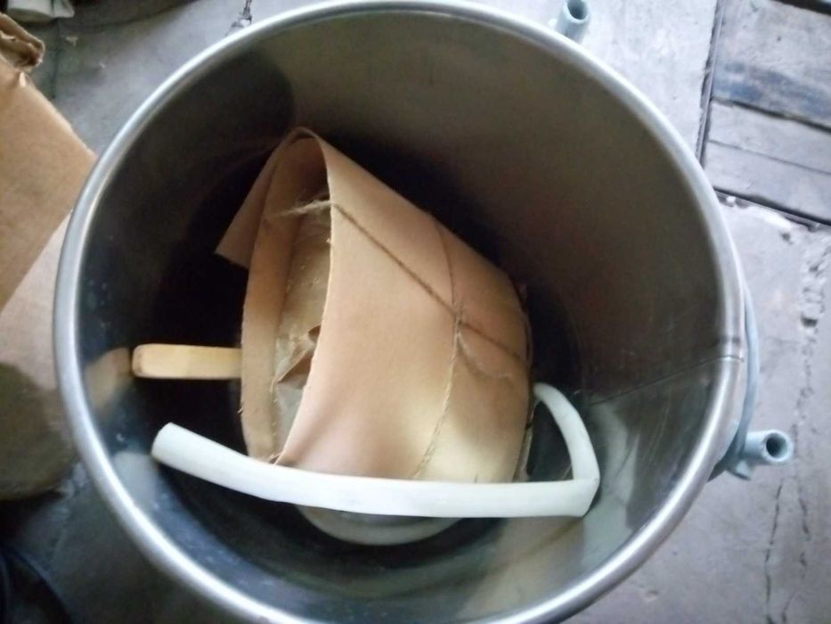 Стиральная машинка Таврия, новая