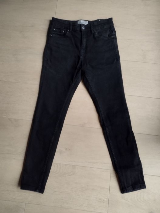 Pull and Bear spodnie dżinsowe czarne r.S 36