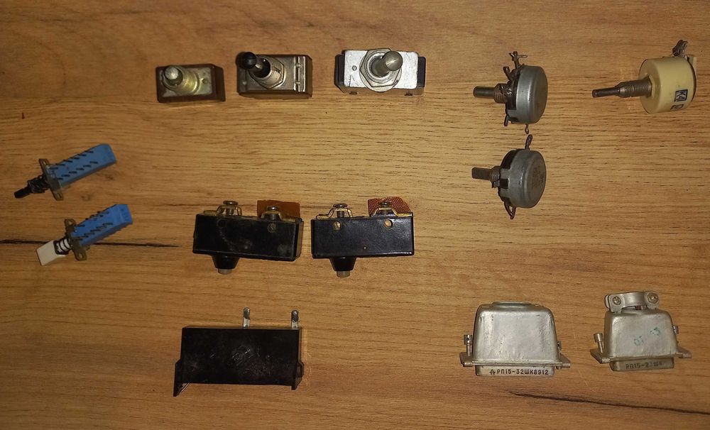 Переключатель регулятор включатель вимикач радиодетали