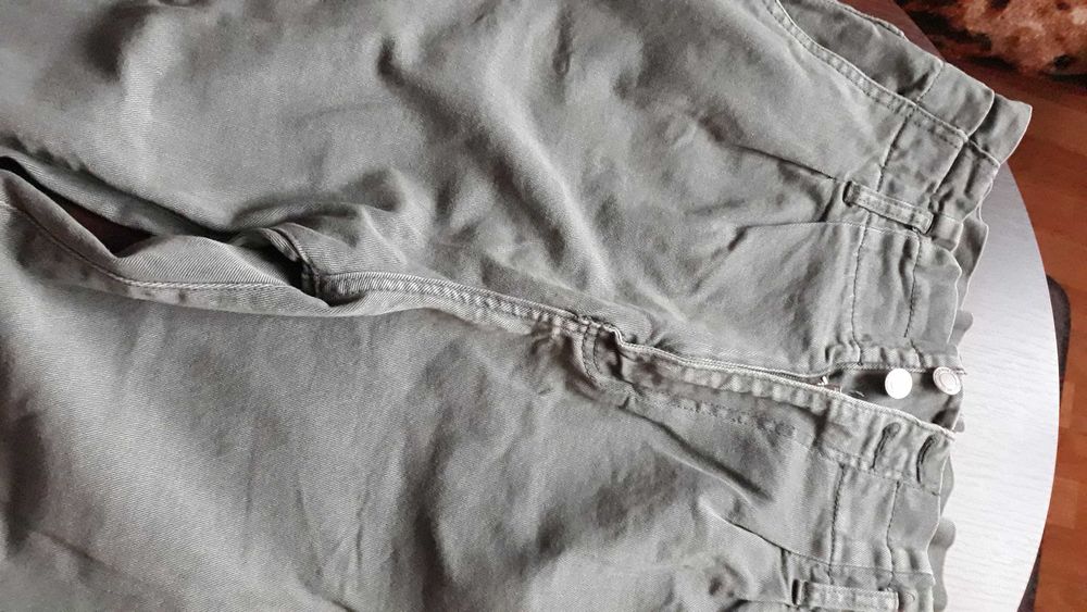 Sprzedam spodnie damskie jeansy