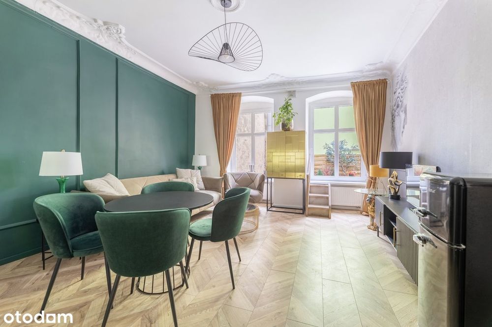 Stary Rynek | 2 pokoje | 41 m² | taras 15 m² | po remoncie
