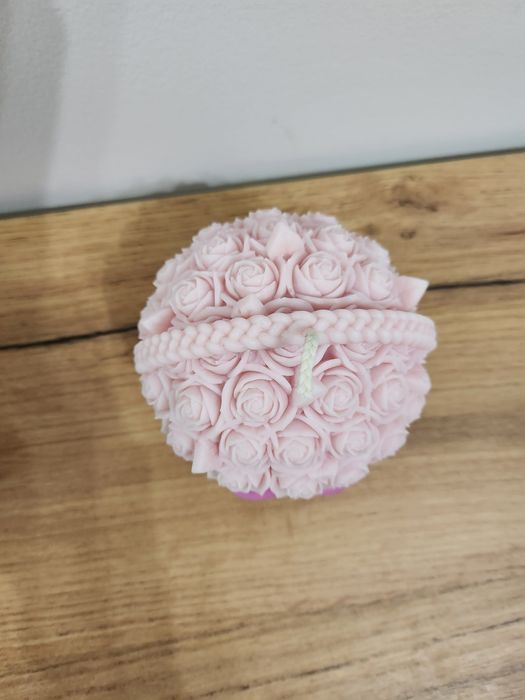 Świeca sojowa bukiet o zapachu magnolii