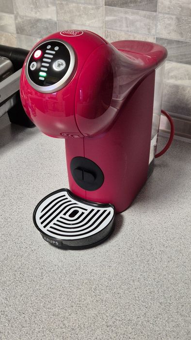 Кавомашина Nescafe Dolce Gusto KRUPS Genio S PLUS AUTOMATIC RED