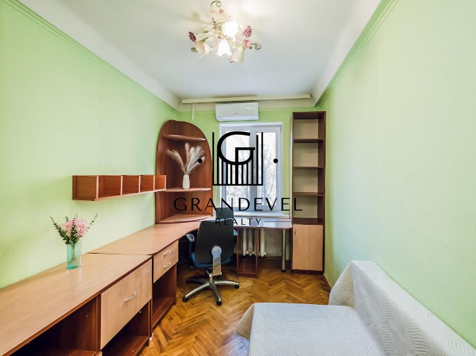 Продам 2к квартиру по вул. Ушинського, Чоколівка, радіоринок, Київ