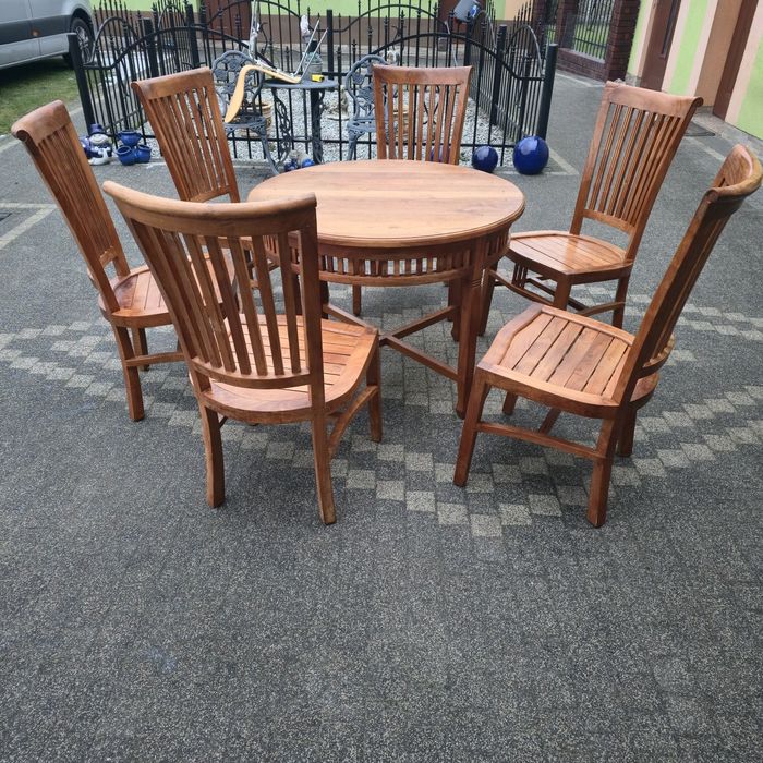 Komplet tekowy stół i 6 krzesł
