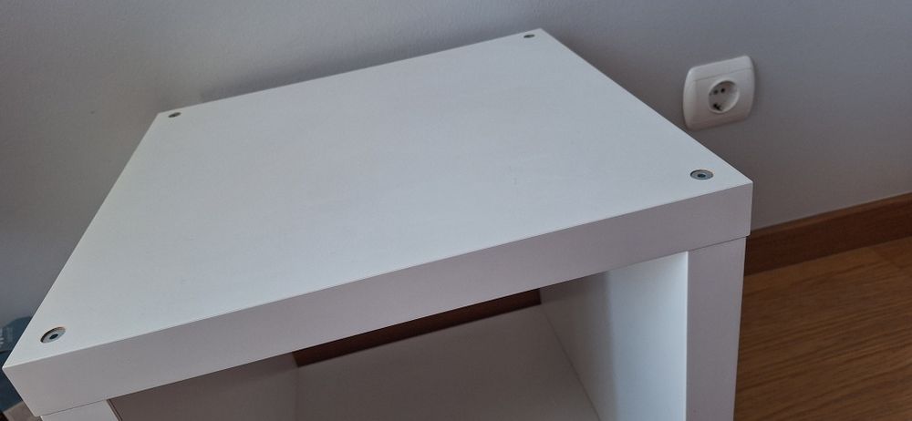 Cubo branco Kallax IKEA