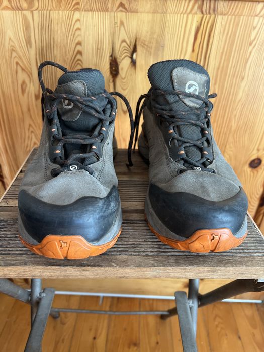 Sprzedam buty trialowe firmy Scarpa Rush Trail GoreTex rozmiar 44 zmierzona długość wkładki 28.5 cm.