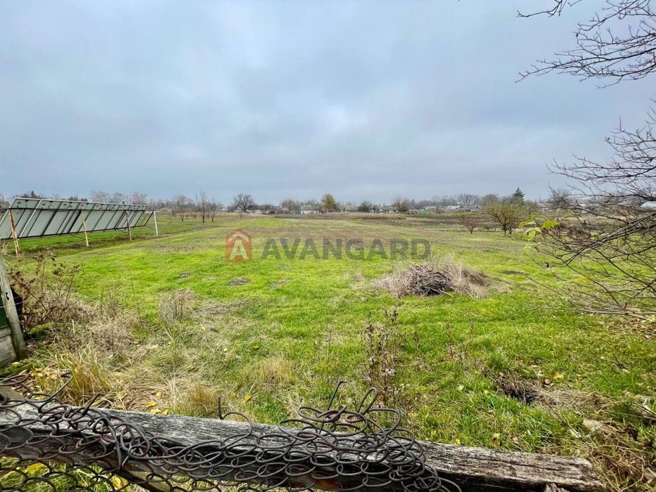 Ділянка 25 сотих з будинком в с. Худяки