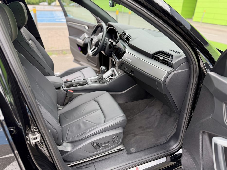 Audi Q3 2024 VIN WA1DECF38R1098590 фото оголошення 12 з 24