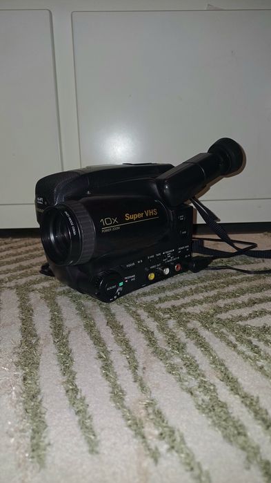Kamera vhs-C panasonic NV-S70E