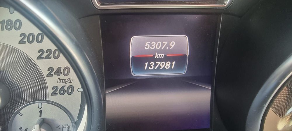 Mercedes-Benz GLA 180 CDi Urban
