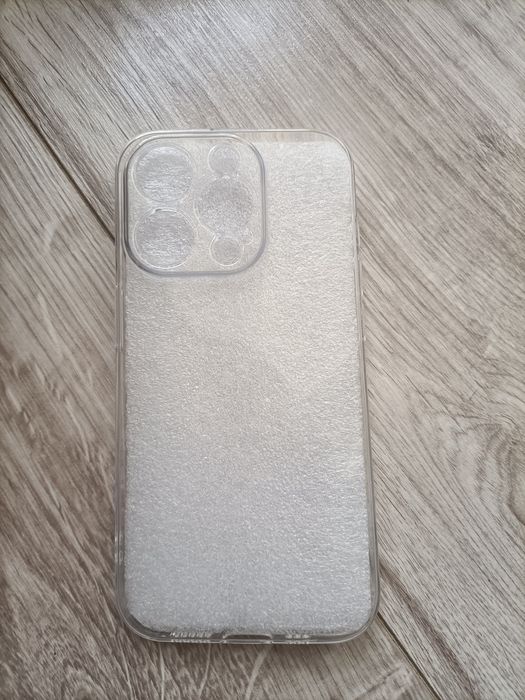 Nowe etui iPhone 15 pro
