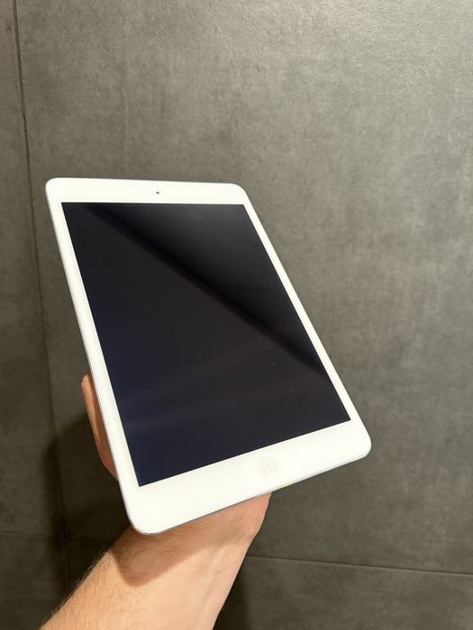 iPad Mini 2 Retina 32gb Wi-Fi Silver (79)