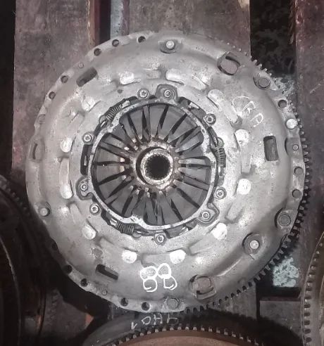 Embraiagem Bimassa VW/Audi/Seat Ref: AJM/CAY/CXX/DCY/CBA/CFF/BLS