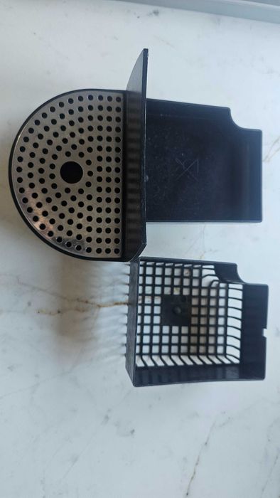 Recolhe cápsulas e gotas Nespresso