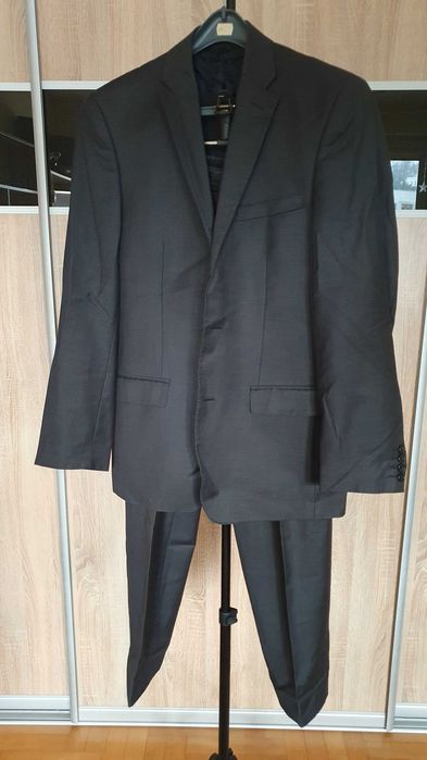 Czarny męski garnitur Crux 176/88/74/A-44