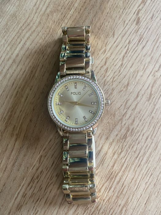 Zegarek Falio z bransoletką