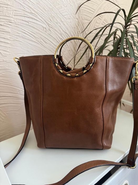 Продам оригінальну жіночу шкіряну сумку Tignanello (USA, est. 1989).