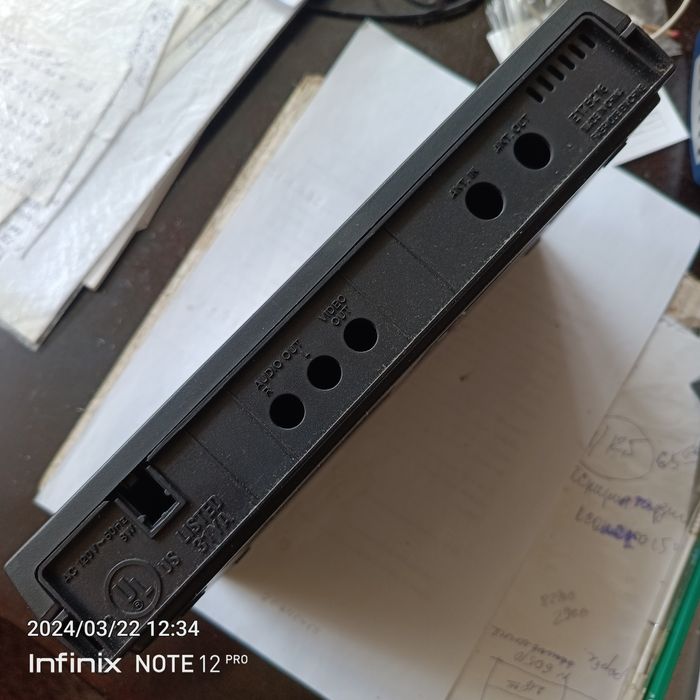 Корпуса до електронних пристроїв.