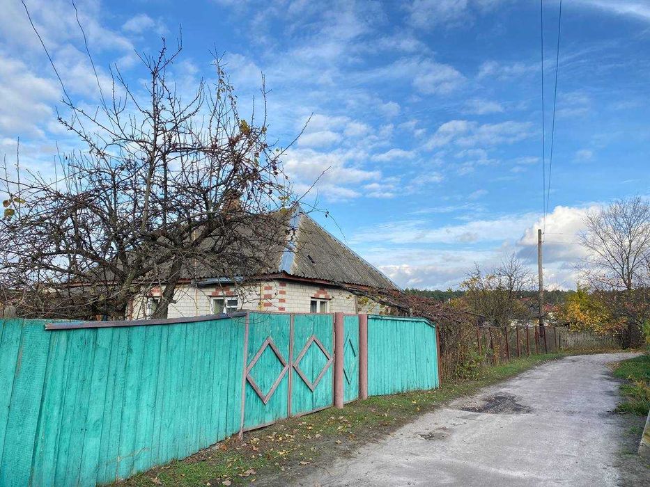 Продаж будинка в селі Снов’янка (20 км від Чернігова).