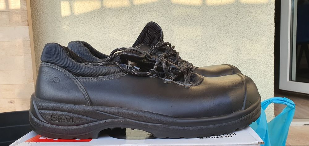 SIEVI buty robocze rozmiar 46 wkładka 29,3cm stan na zdjęciach