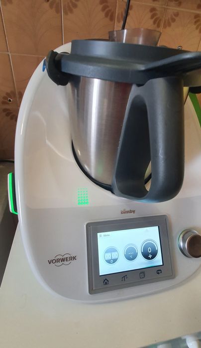 Bimby TM6 com todos os acessórios