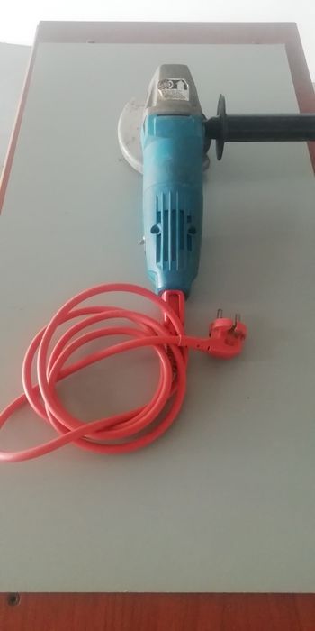 Rebarbadora BLACK DECKER
