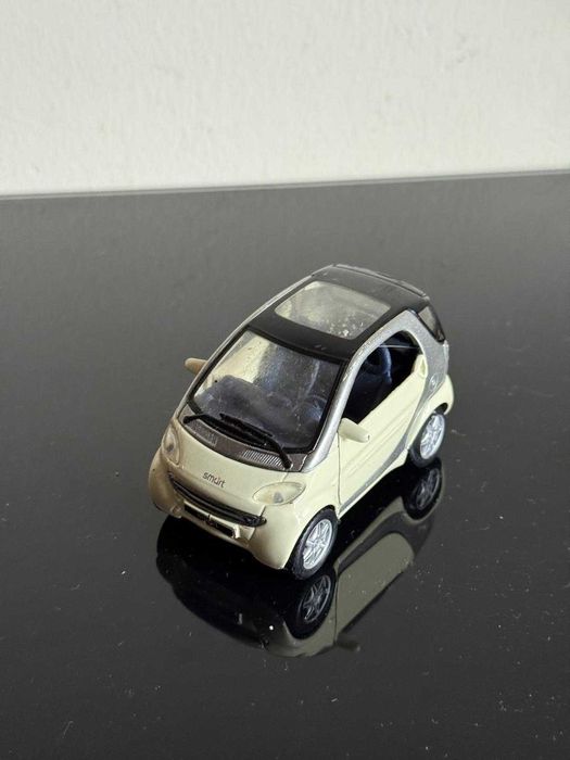 Carrinhos de Coleção 1:38 - 1:43 (Maisto, Bburago, Corgi, Brandbase)