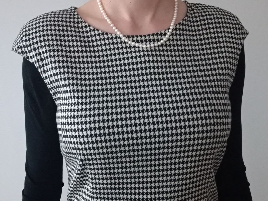 Sukienka elegancka biurowa