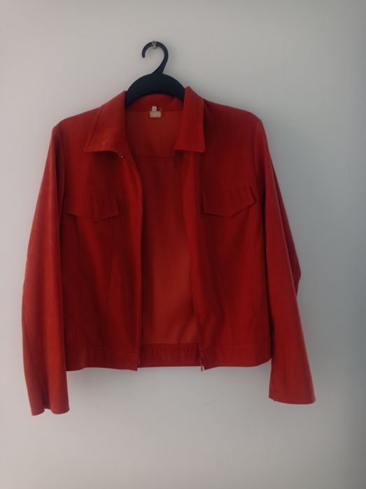 Kurtka z kołnierzykiem