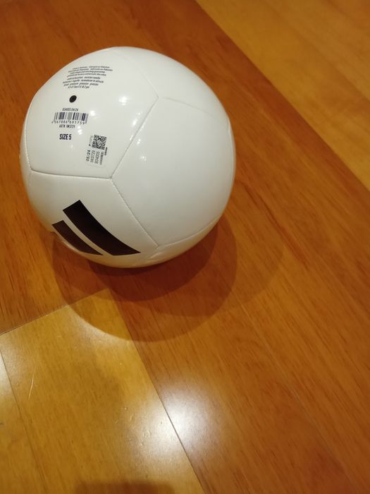 Bola  de  futebol