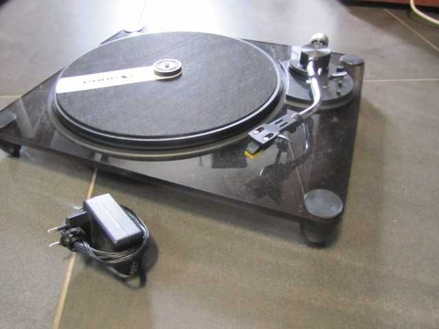 Gramofon z obudową ze szkła akrylowego Auna Pureness czarny