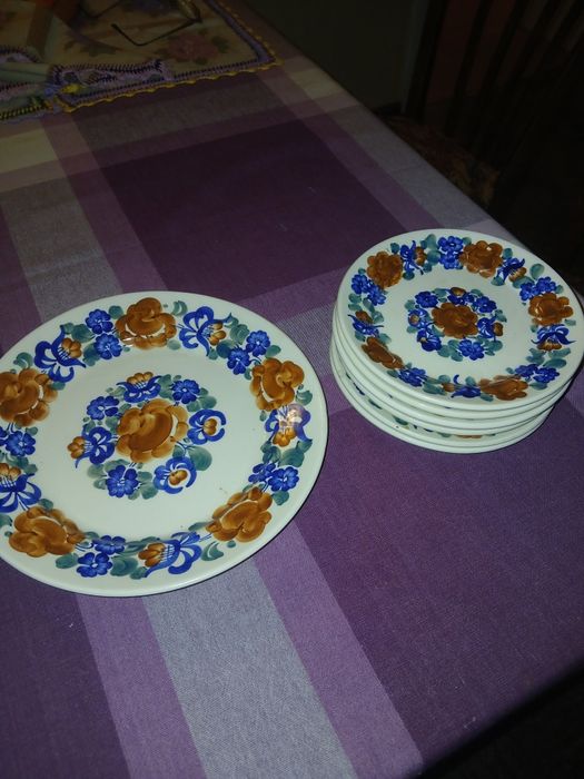Porcelana PRL Włocławek talerze kwiatkowe wzory