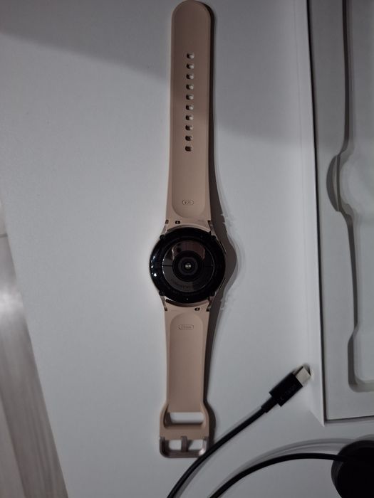 Sprzedam zegarek Samsung watch 4