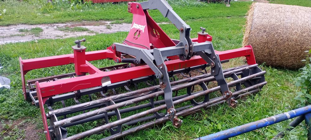 Agregat uprawowo siewny 3m